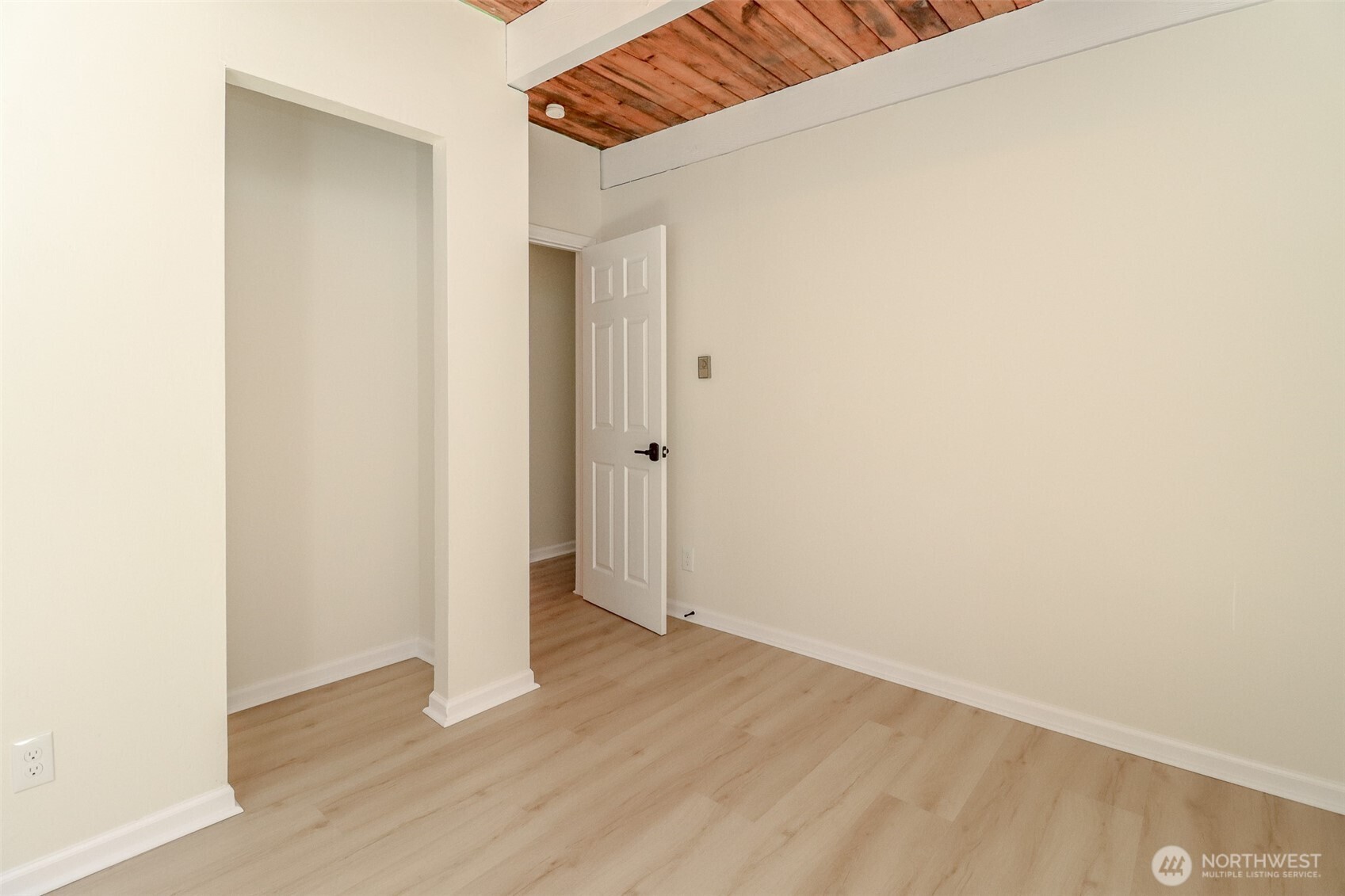 13902 135th St Ct NW