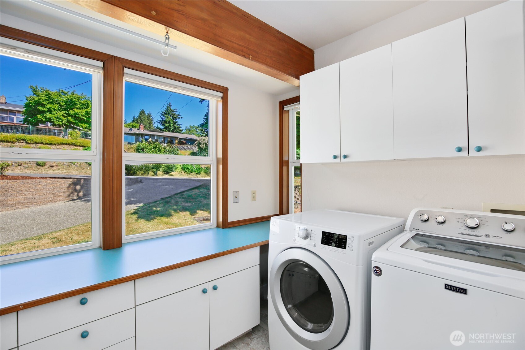 3525 Harbel Drive NE