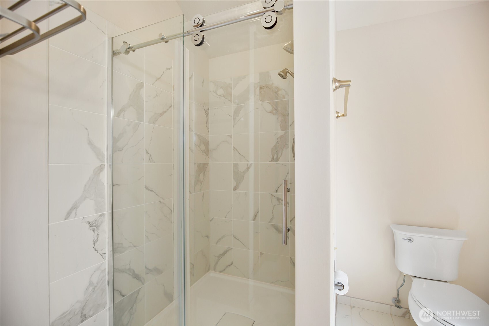 3525 Harbel Drive NE