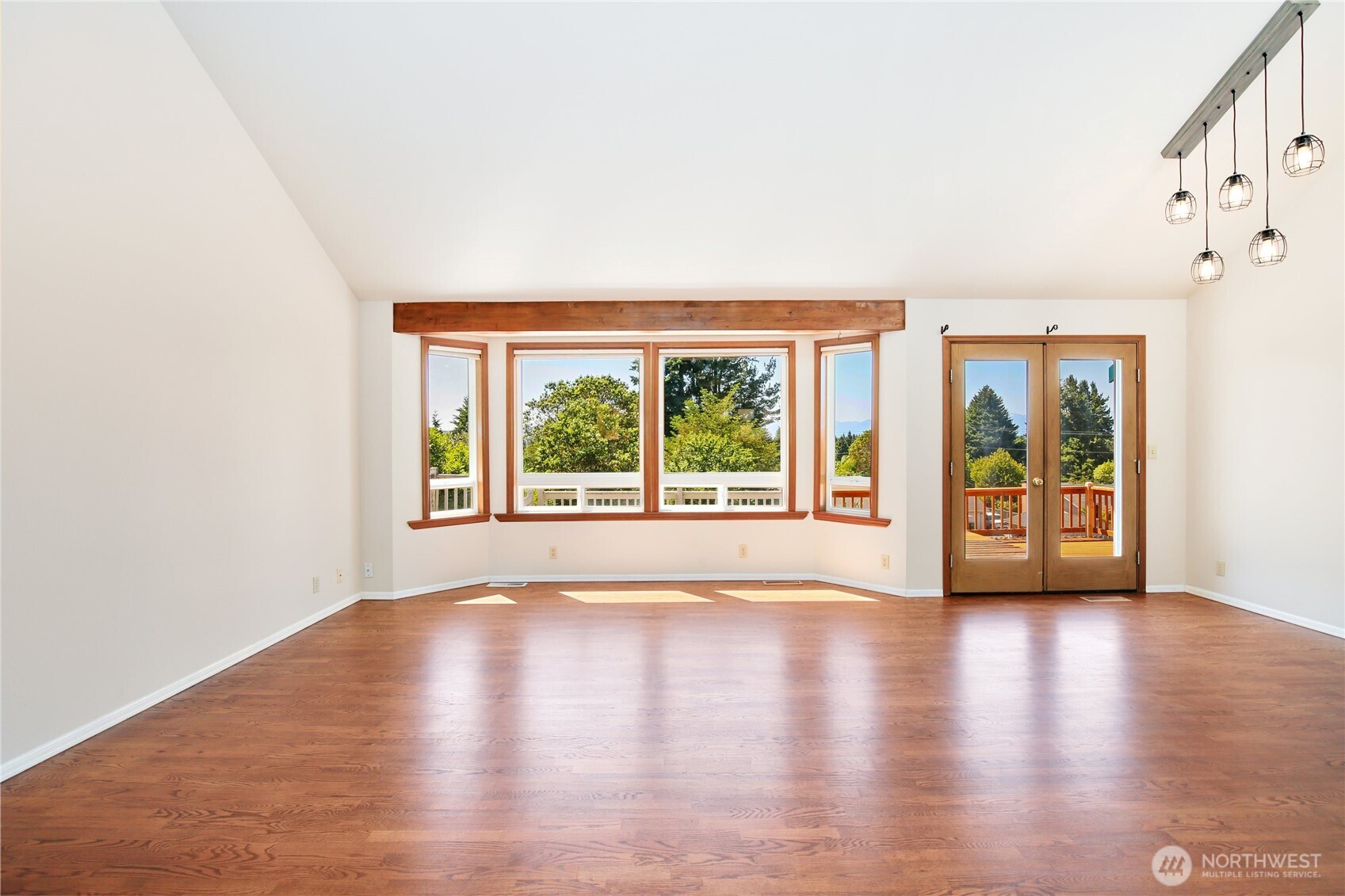 3525 Harbel Drive NE