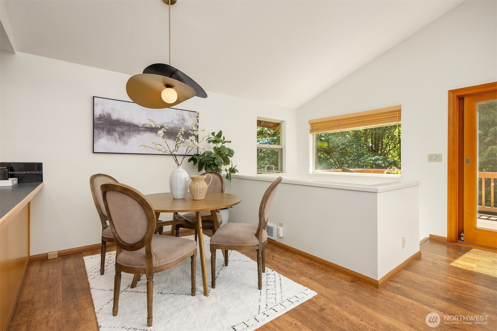 5724 NE Spruce Drive