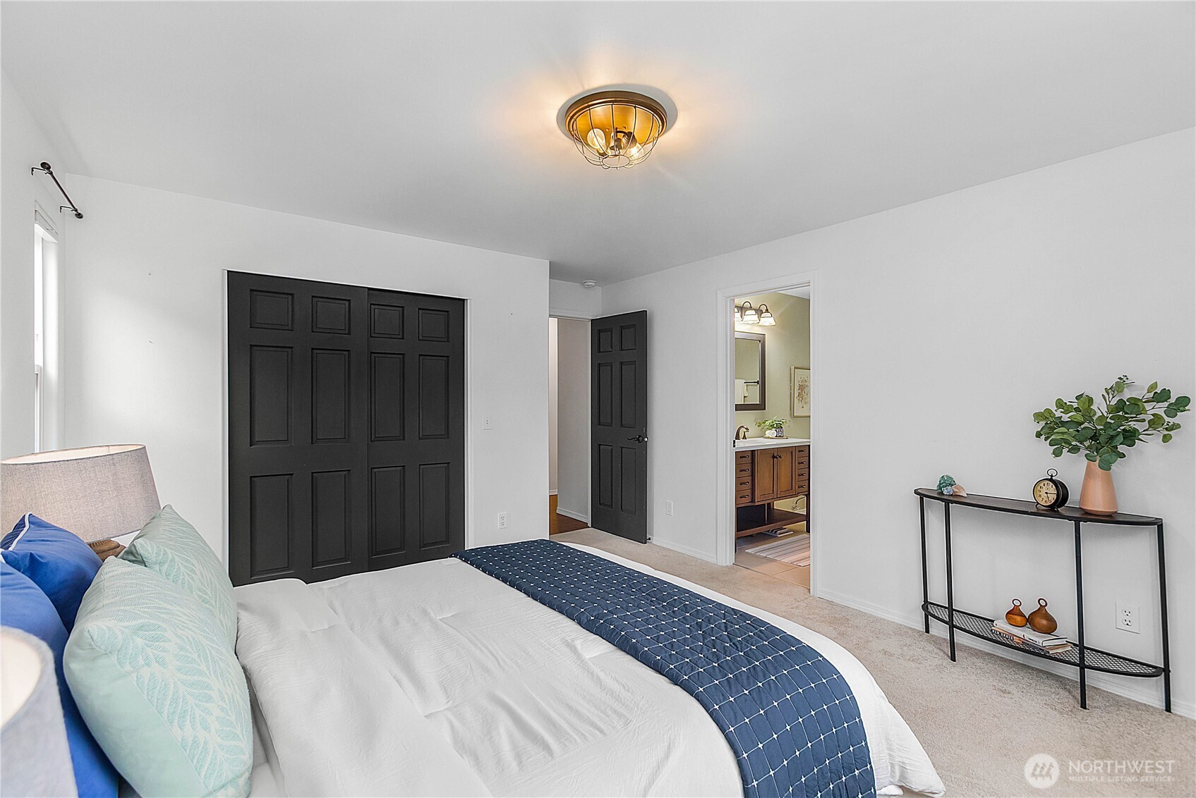 18280 Dalarna Court NE