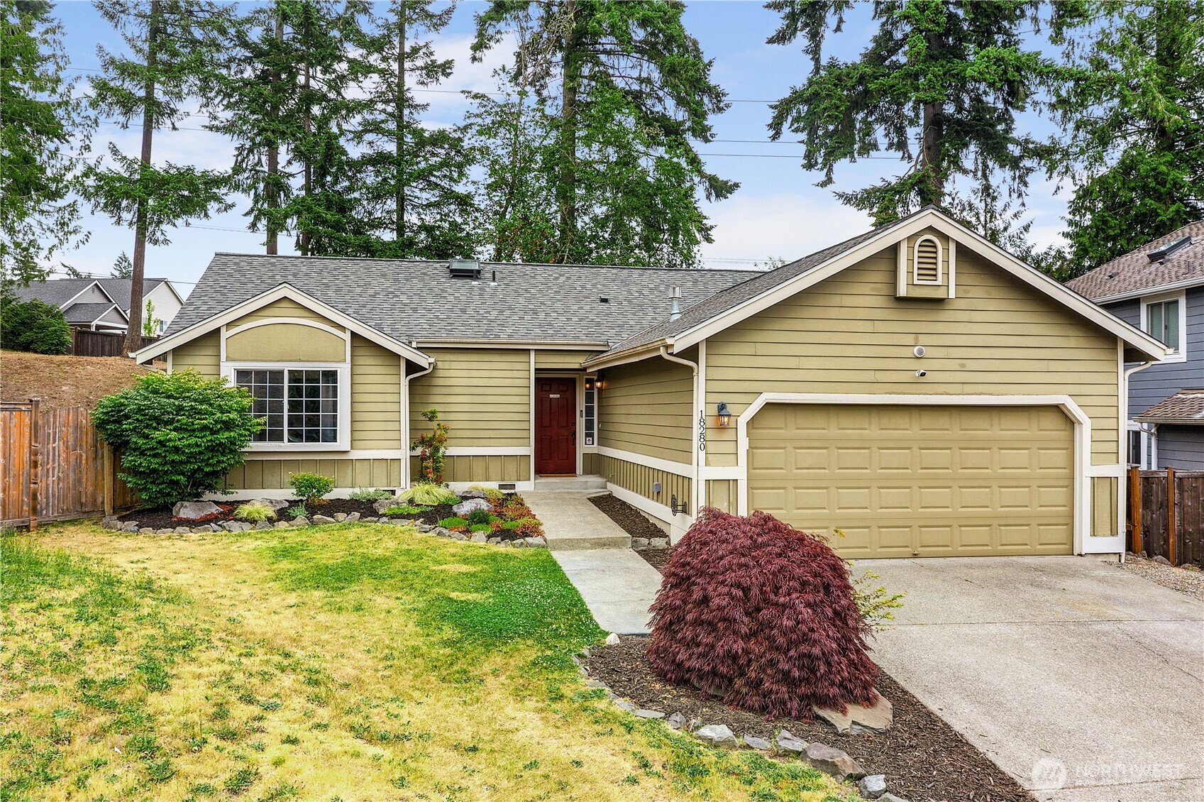 18280 Dalarna Court NE