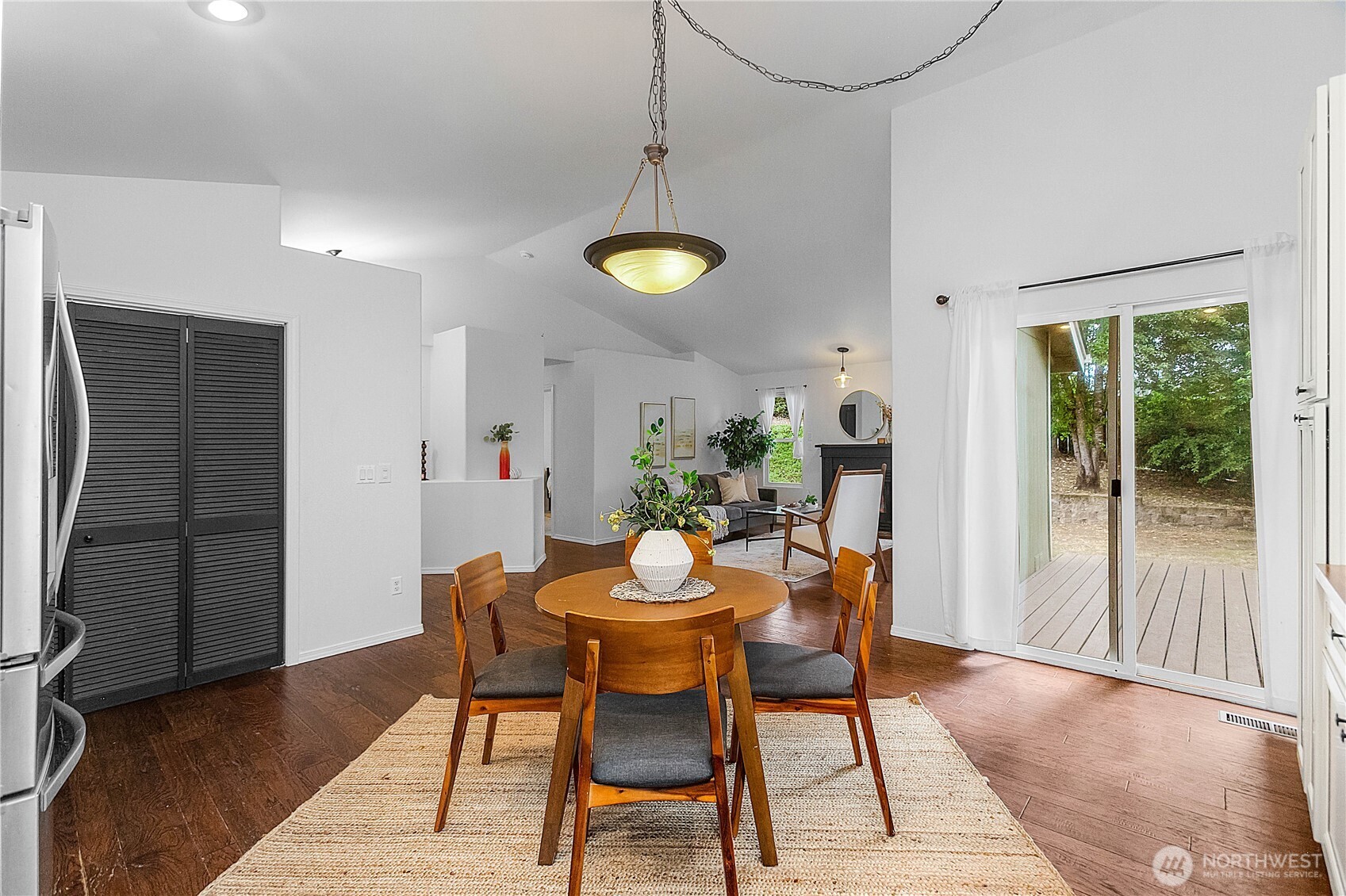 18280 Dalarna Court NE