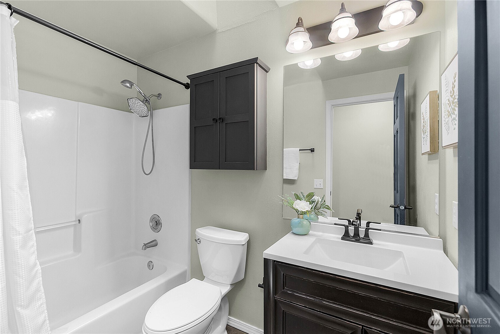 18280 Dalarna Court NE