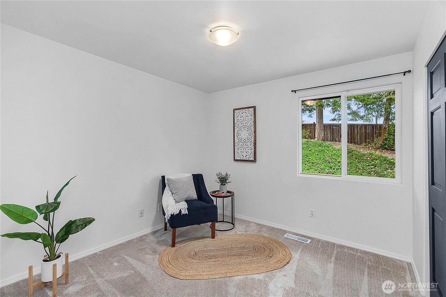 18280 Dalarna Court NE