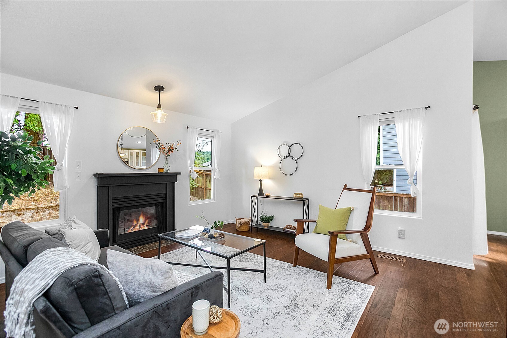 18280 Dalarna Court NE