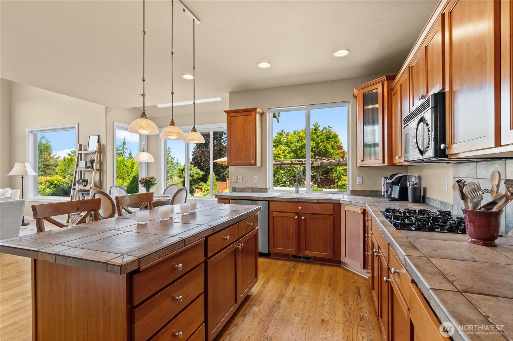 6903 94th Street Ct NW