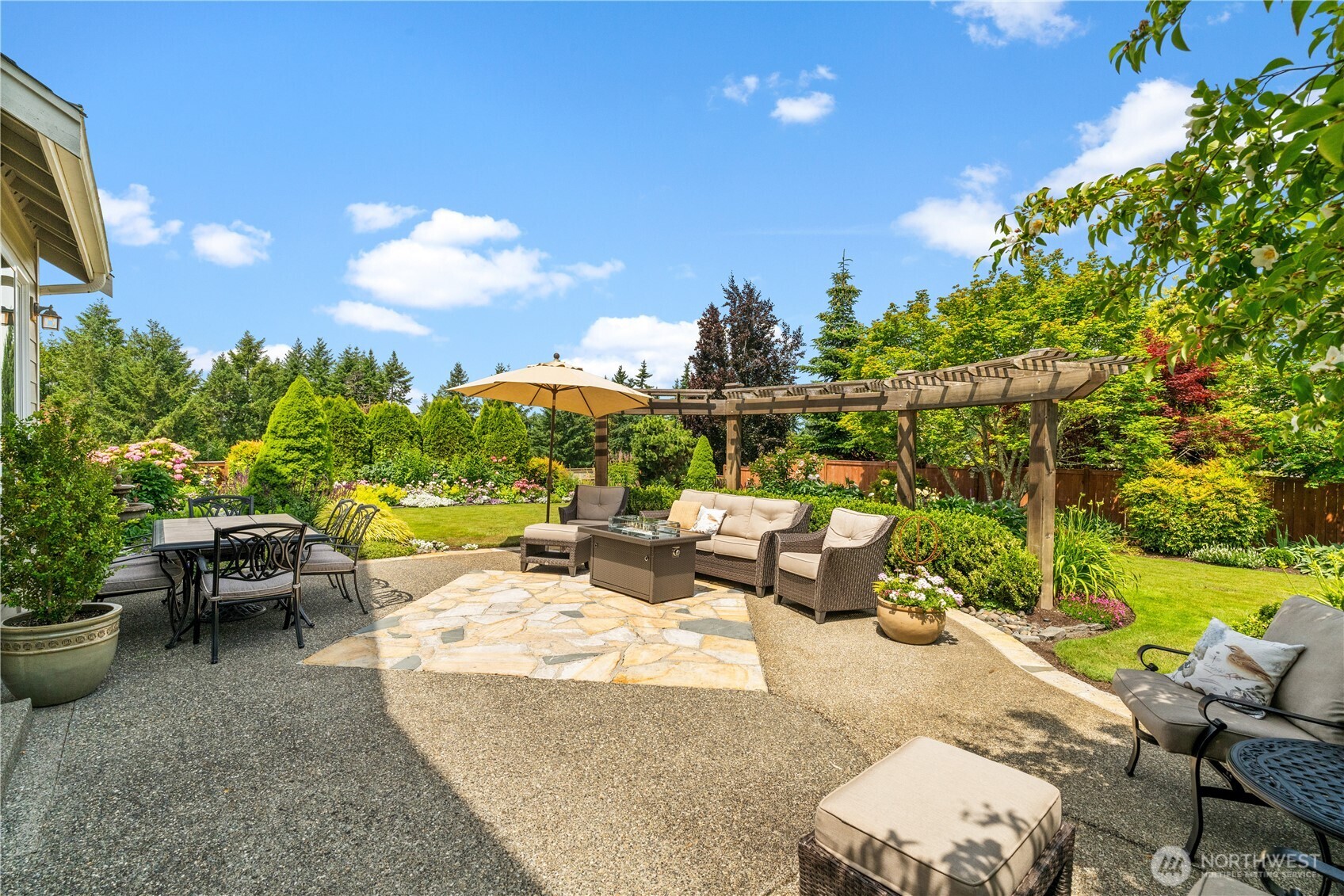 6903 94th Street Ct NW