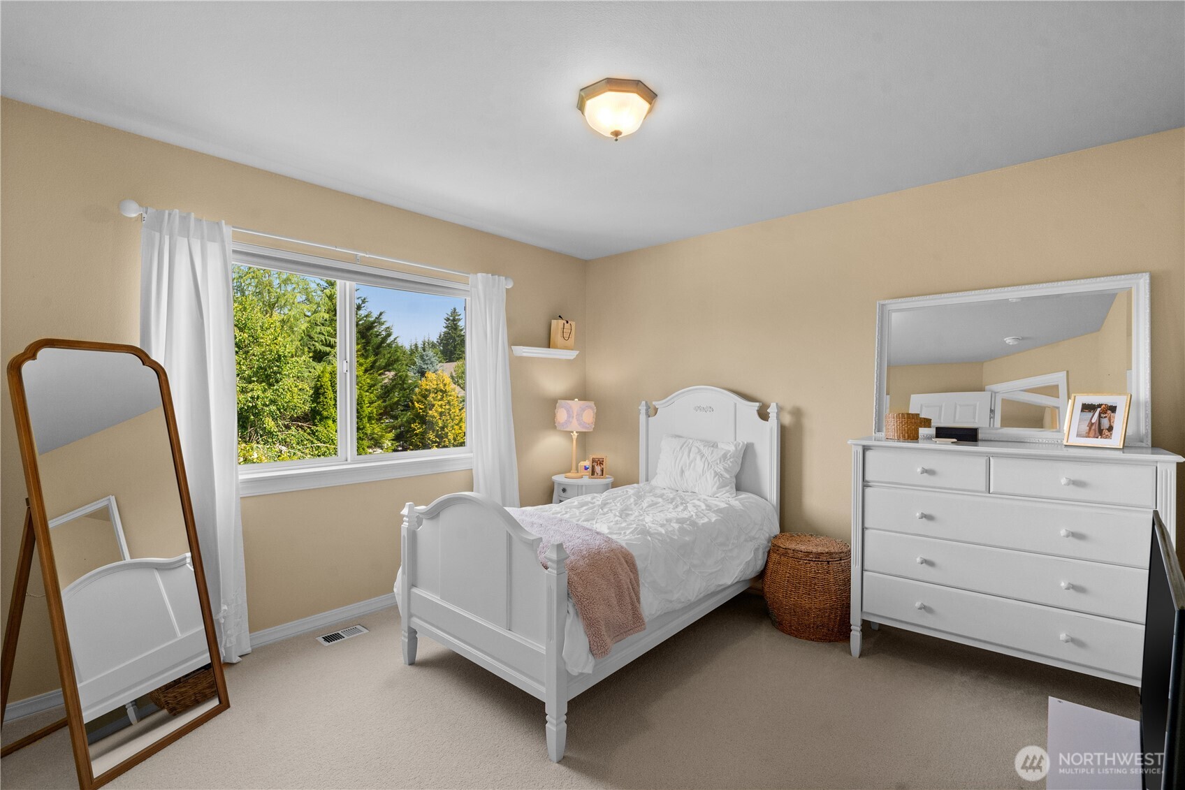 6903 94th Street Ct NW