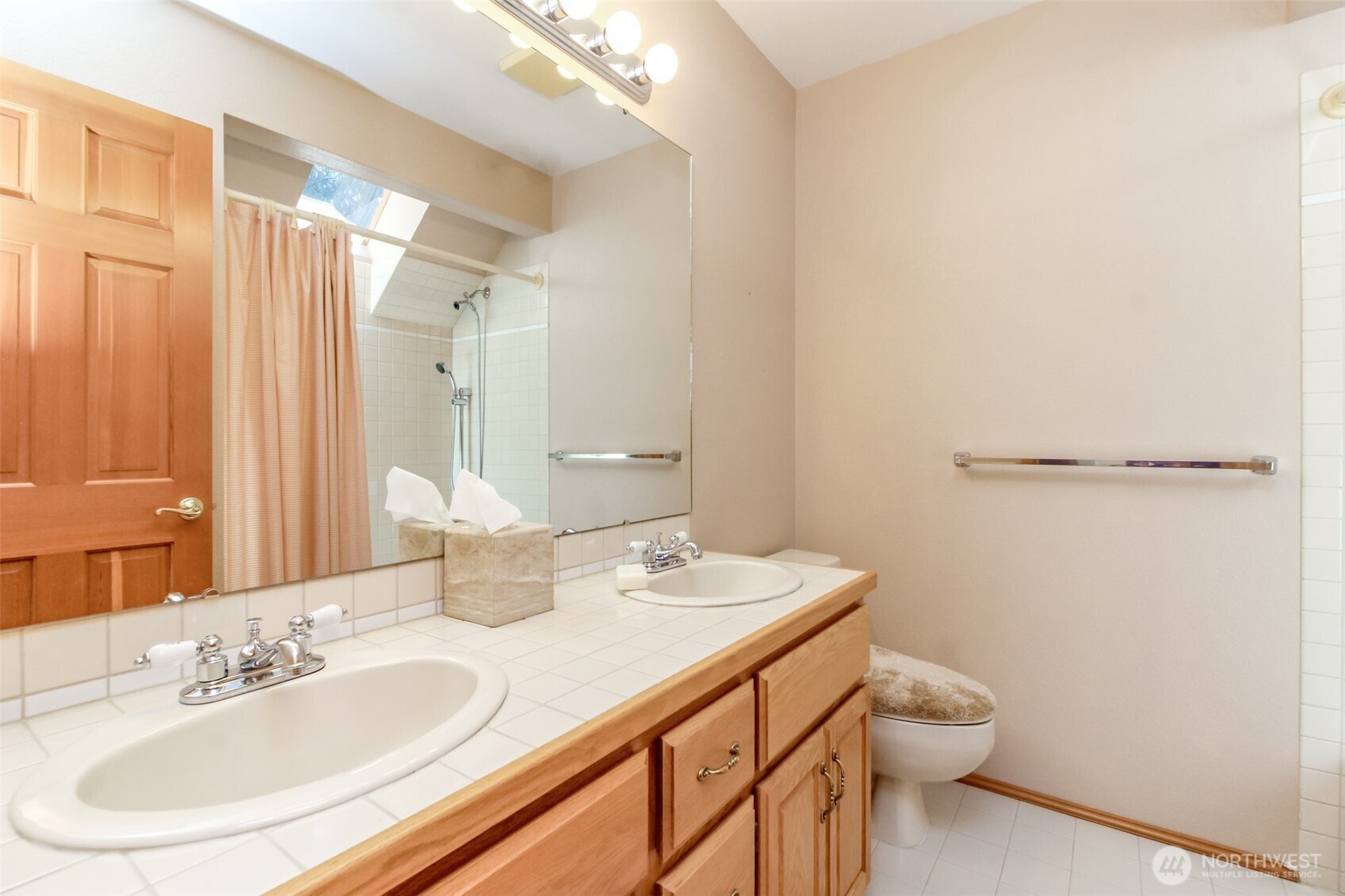 4915 Eagle Creek Lane