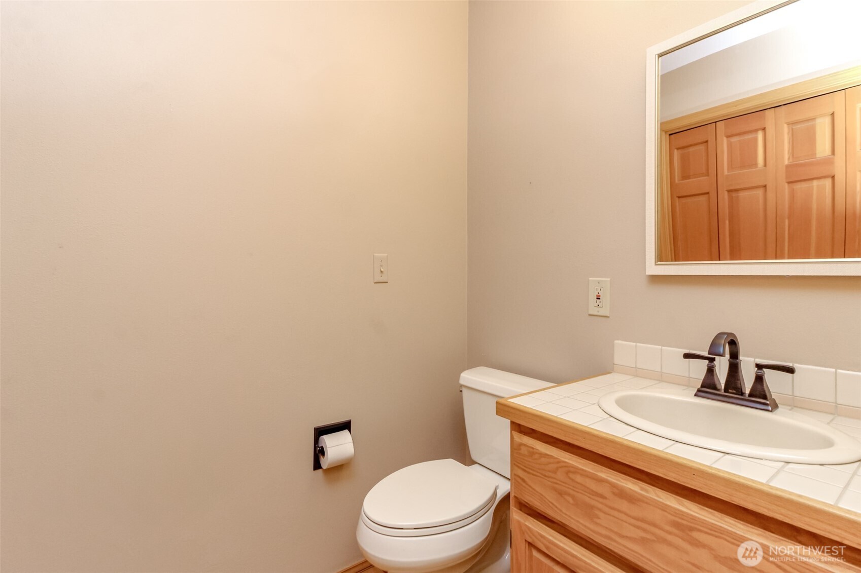 4915 Eagle Creek Lane