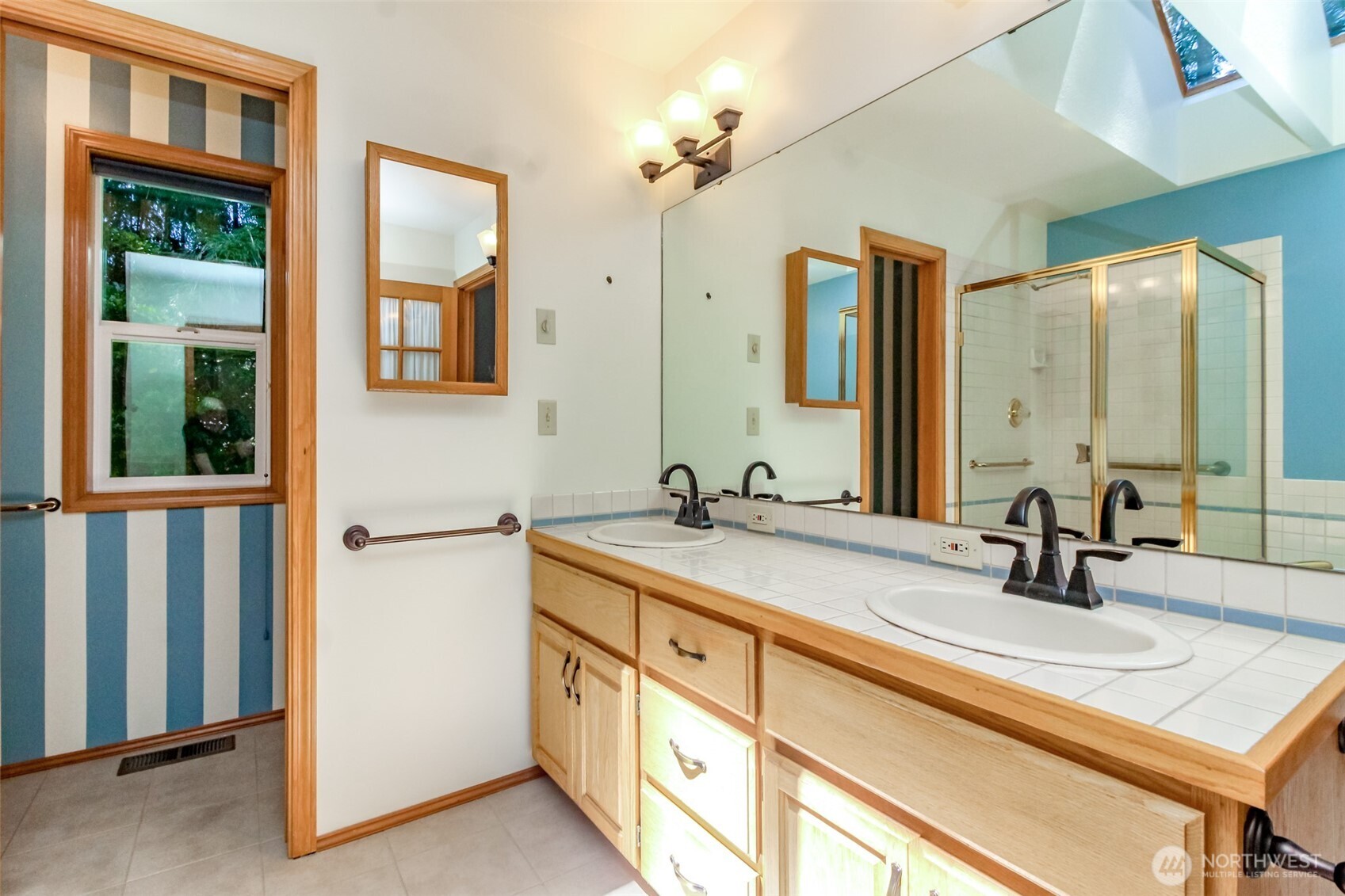 4915 Eagle Creek Lane