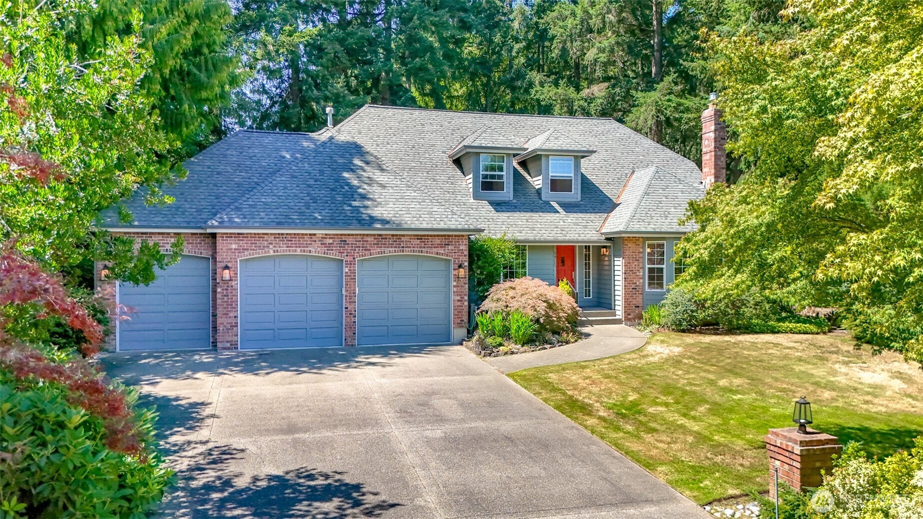 4915 Eagle Creek Lane