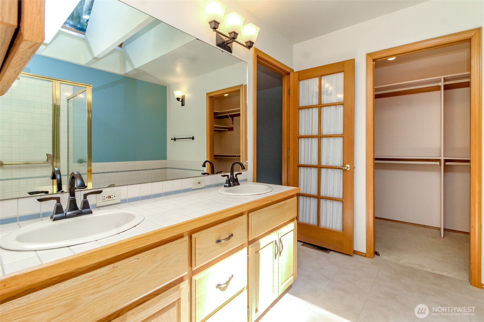 4915 Eagle Creek Lane