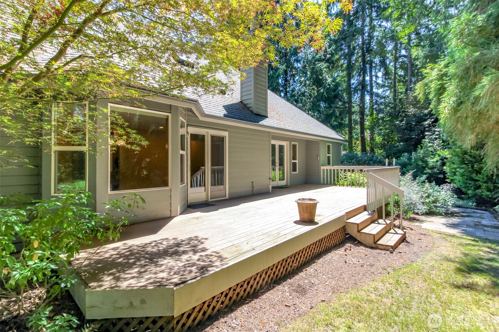 4915 Eagle Creek Lane