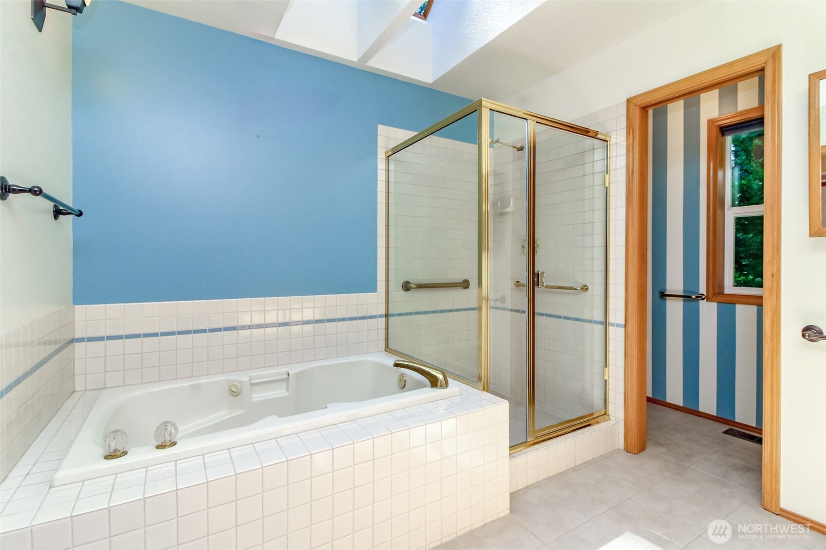 4915 Eagle Creek Lane