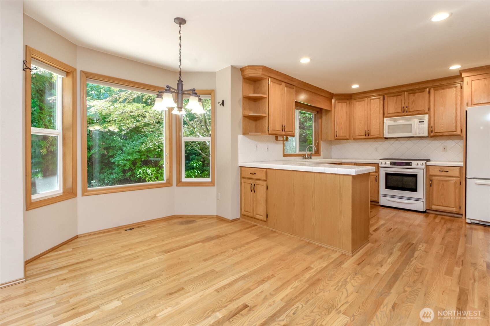 4915 Eagle Creek Lane