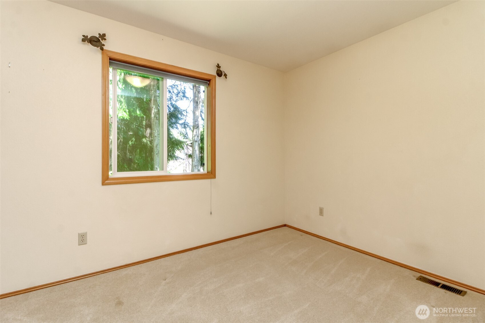 4915 Eagle Creek Lane