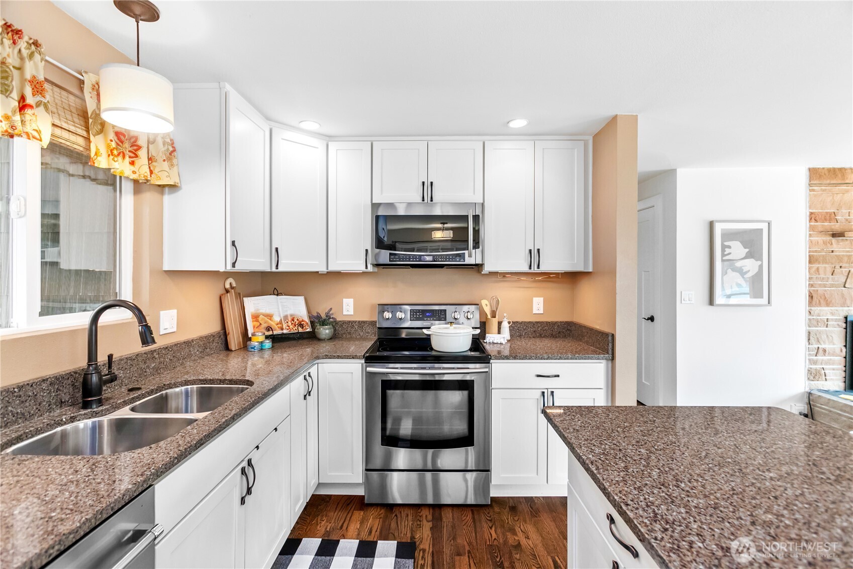 1528 Madrona Point Drive