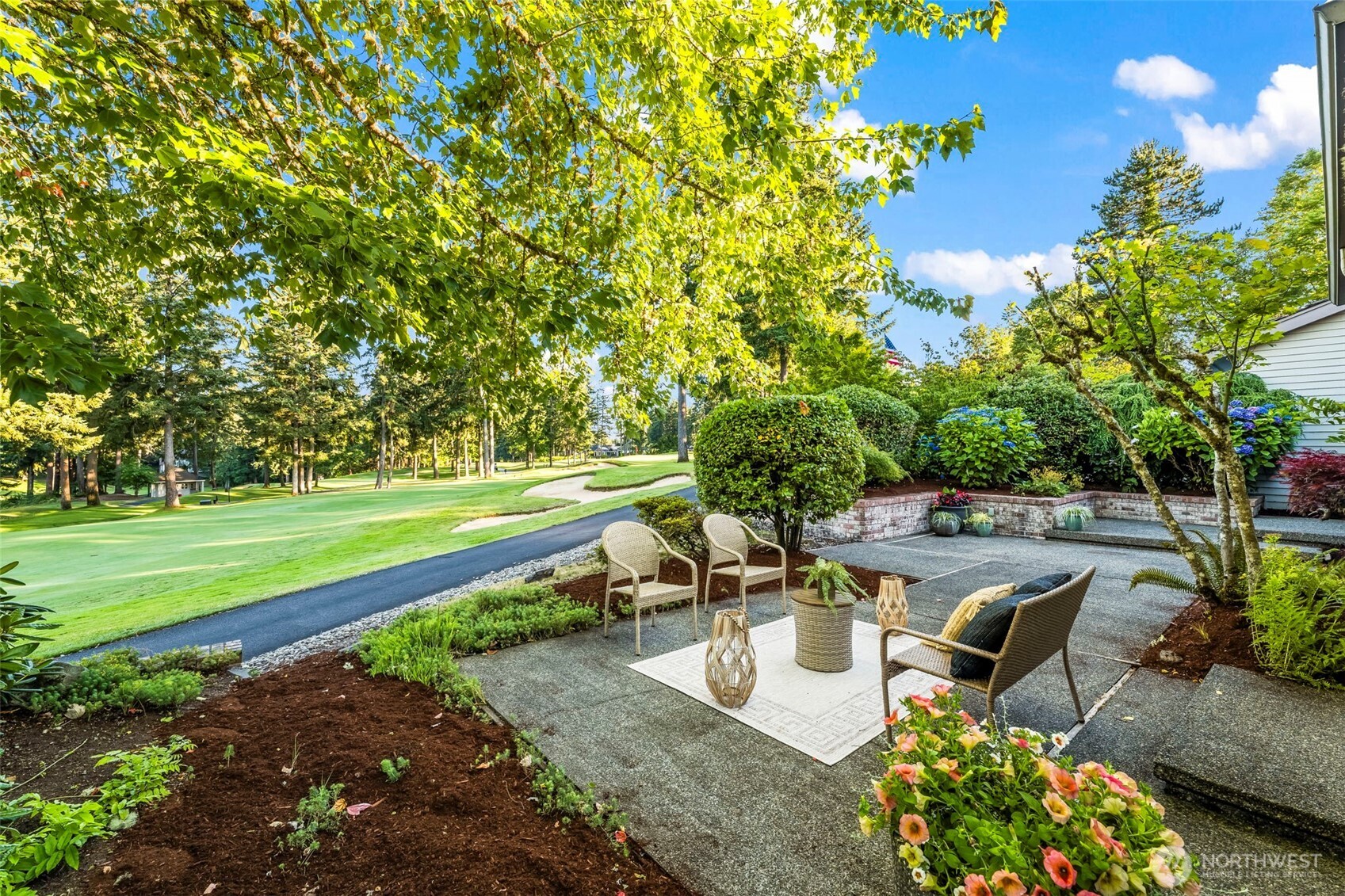 12711 54th Avenue NW