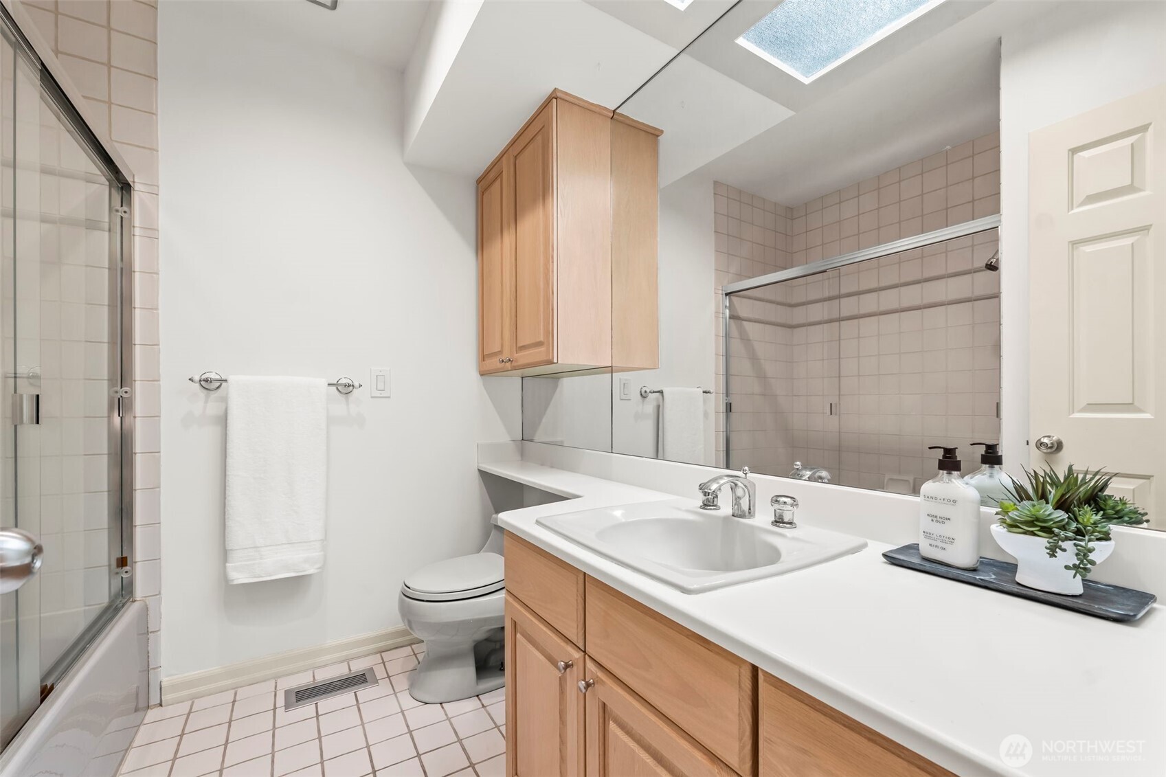 12711 54th Avenue NW