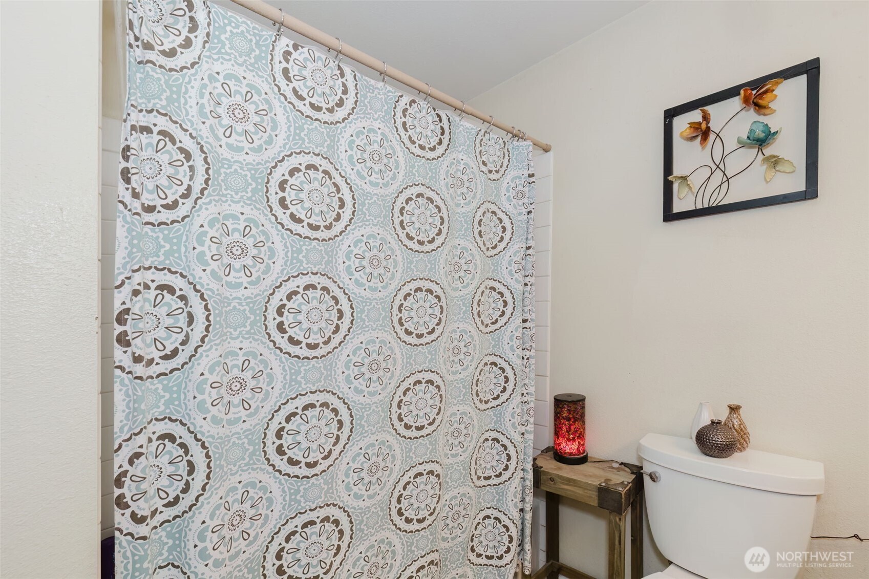 7029 Parkdale Drive NW