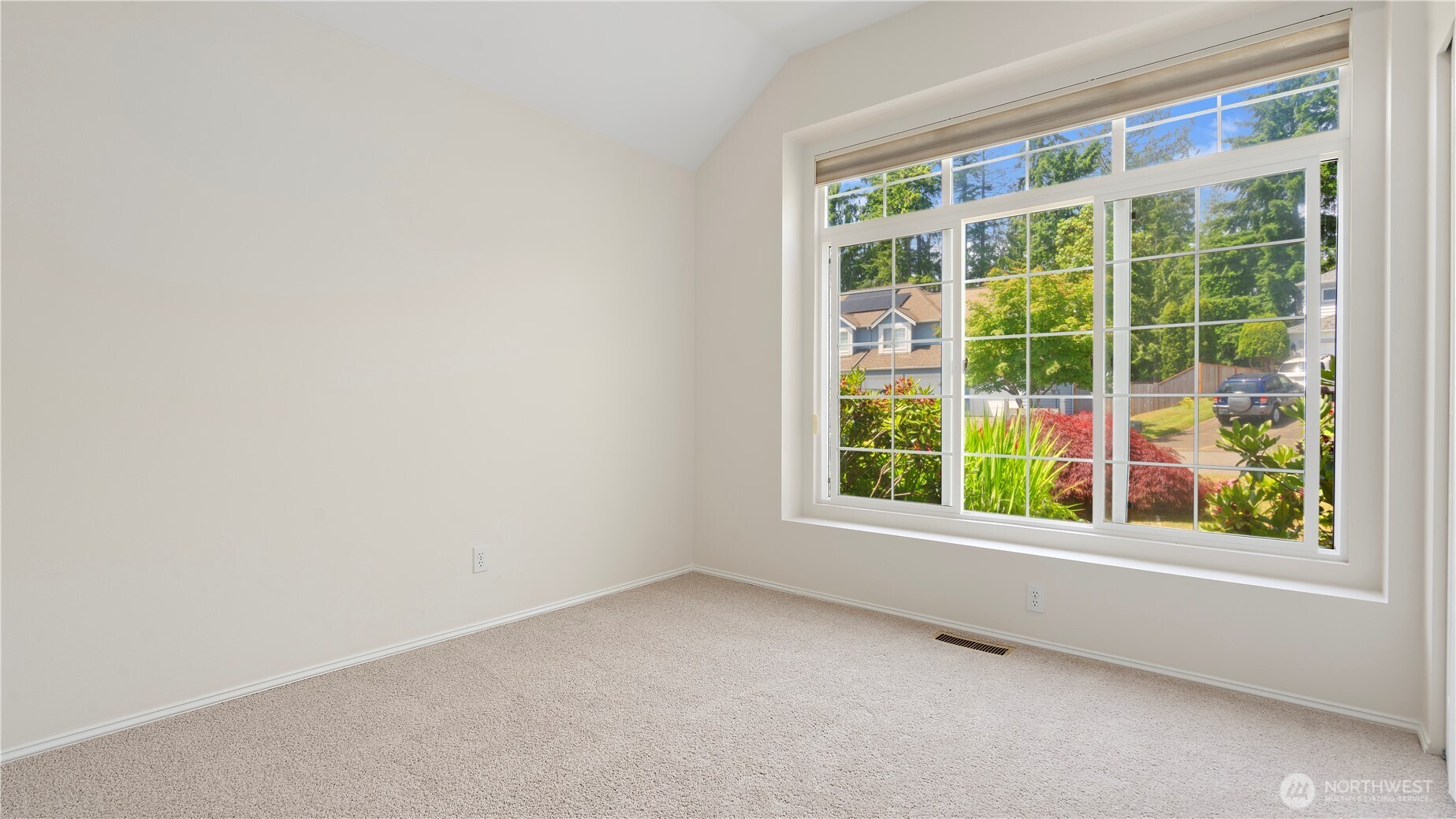 7819 Amethyst Loop NW