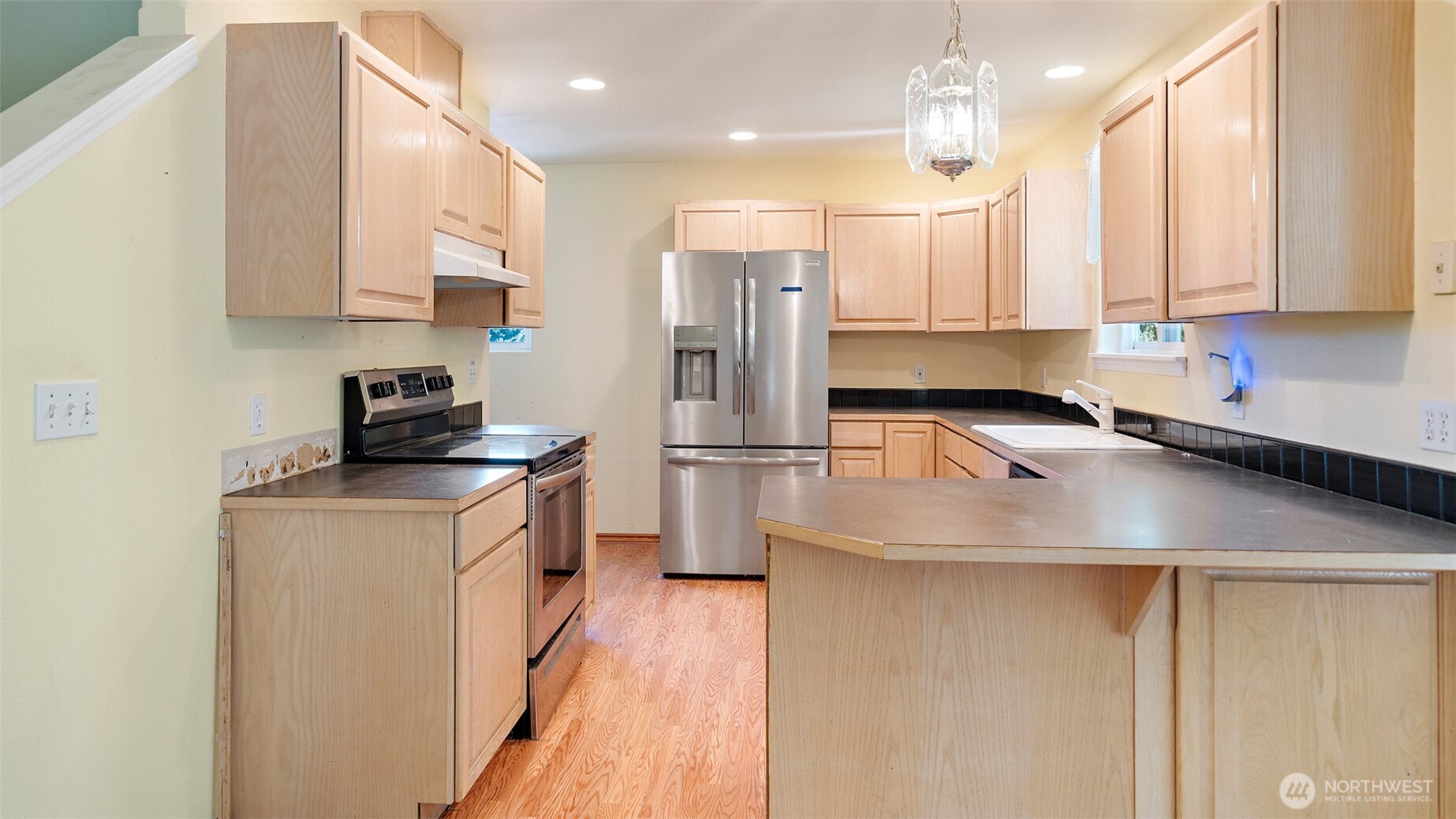 7901 NE Beachwood Avenue