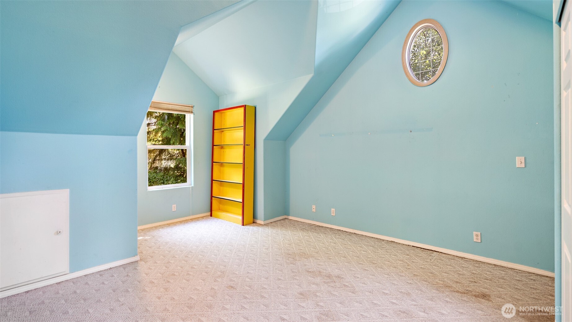 7901 NE Beachwood Avenue