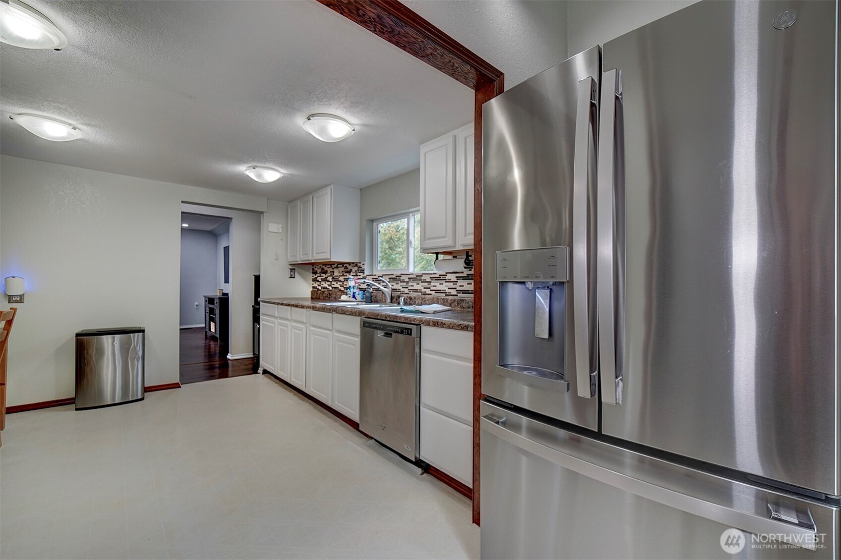 6490 Graceland Avenue NE