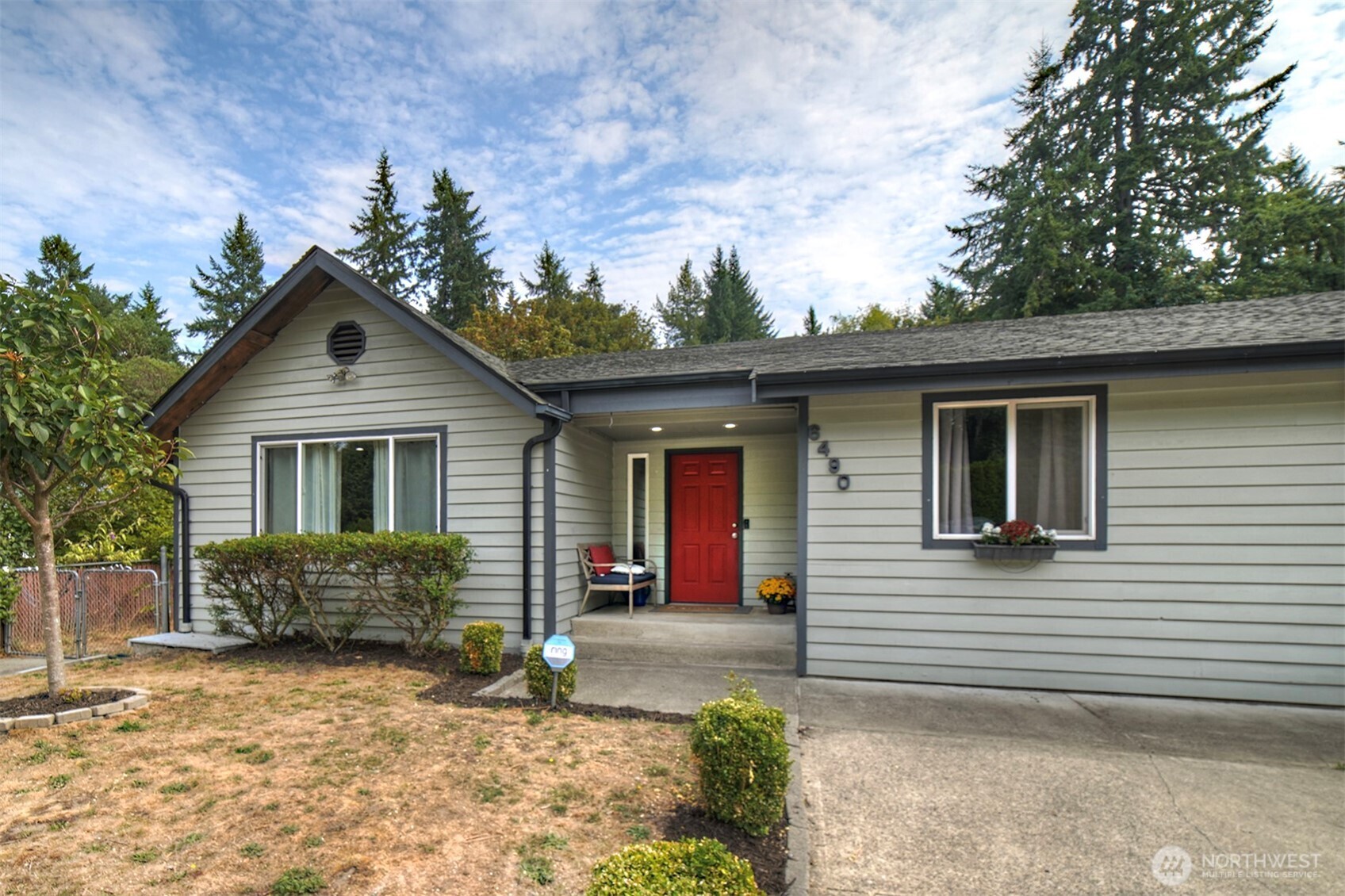 6490 Graceland Avenue NE