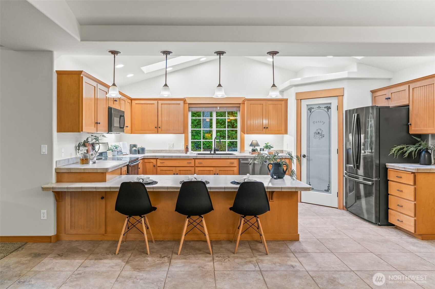 140 E Sterling Drive