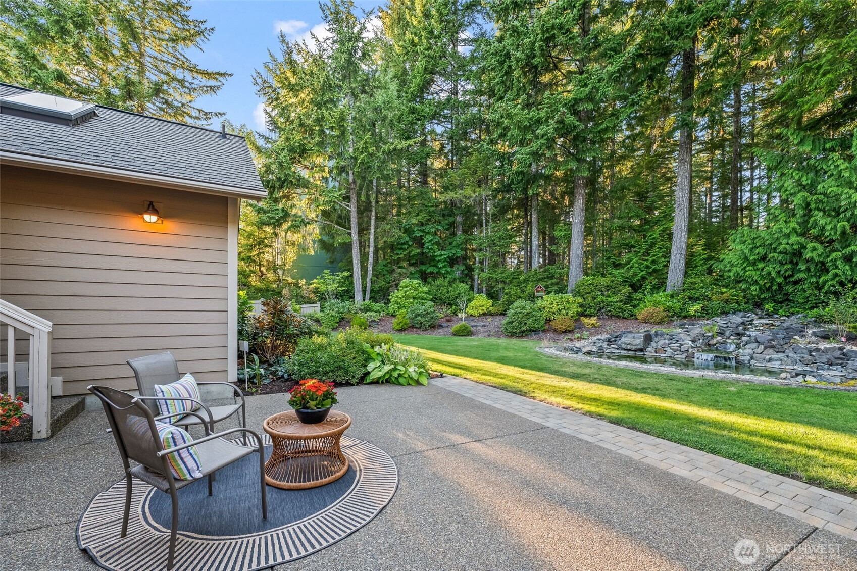 140 E Sterling Drive