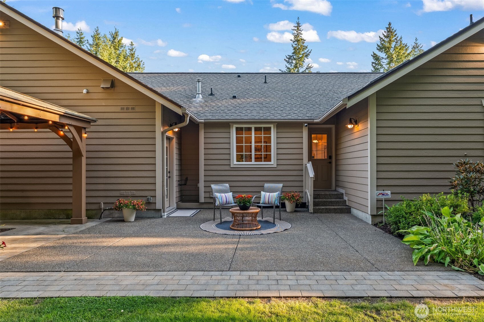 140 E Sterling Drive