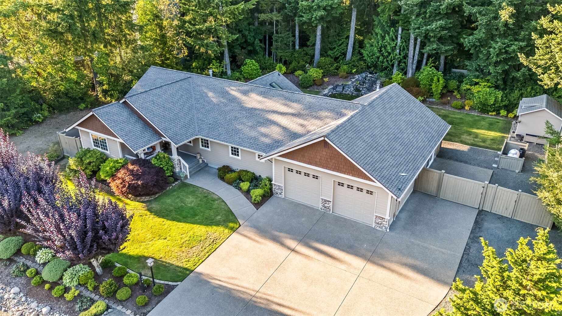 140 E Sterling Drive