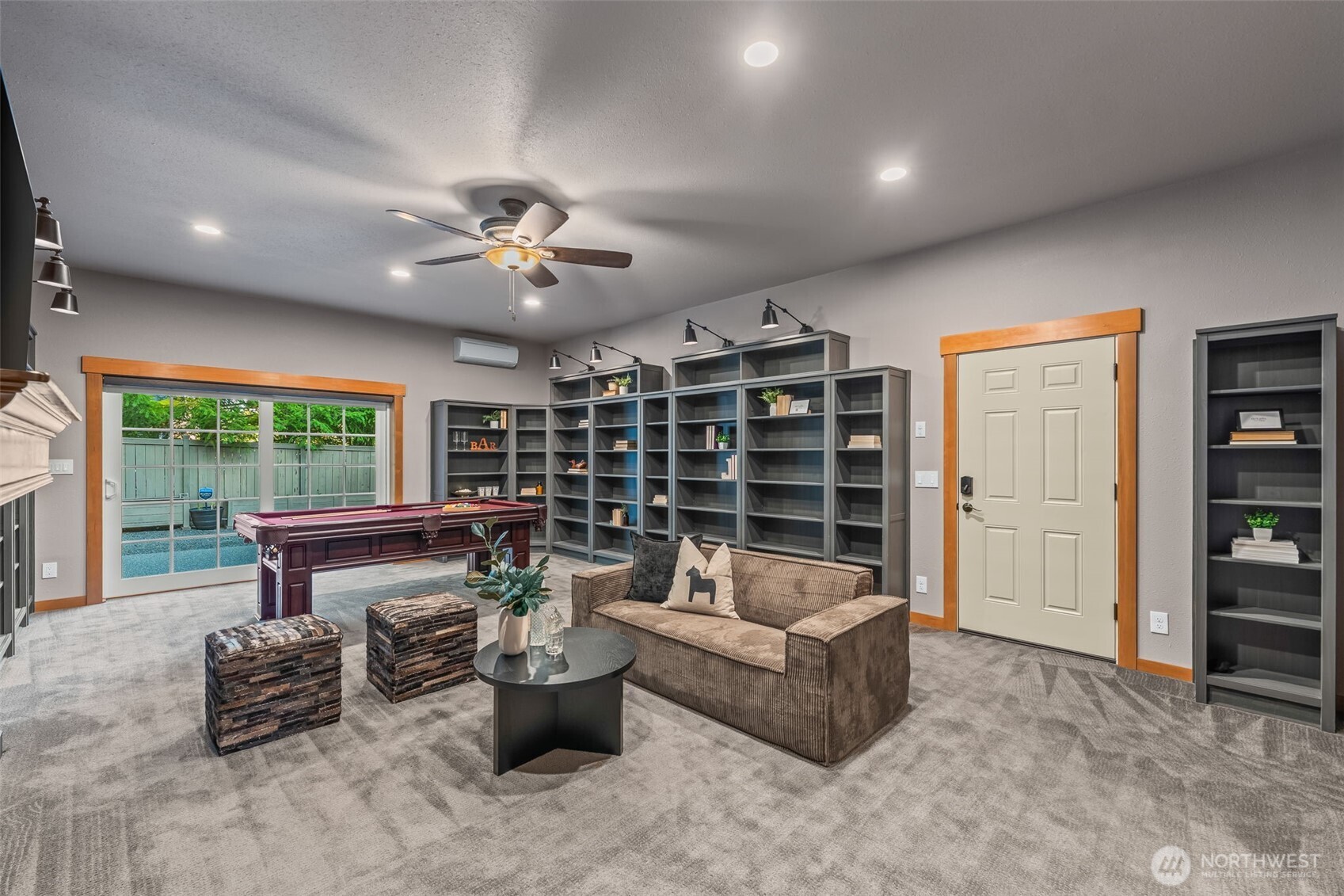 140 E Sterling Drive