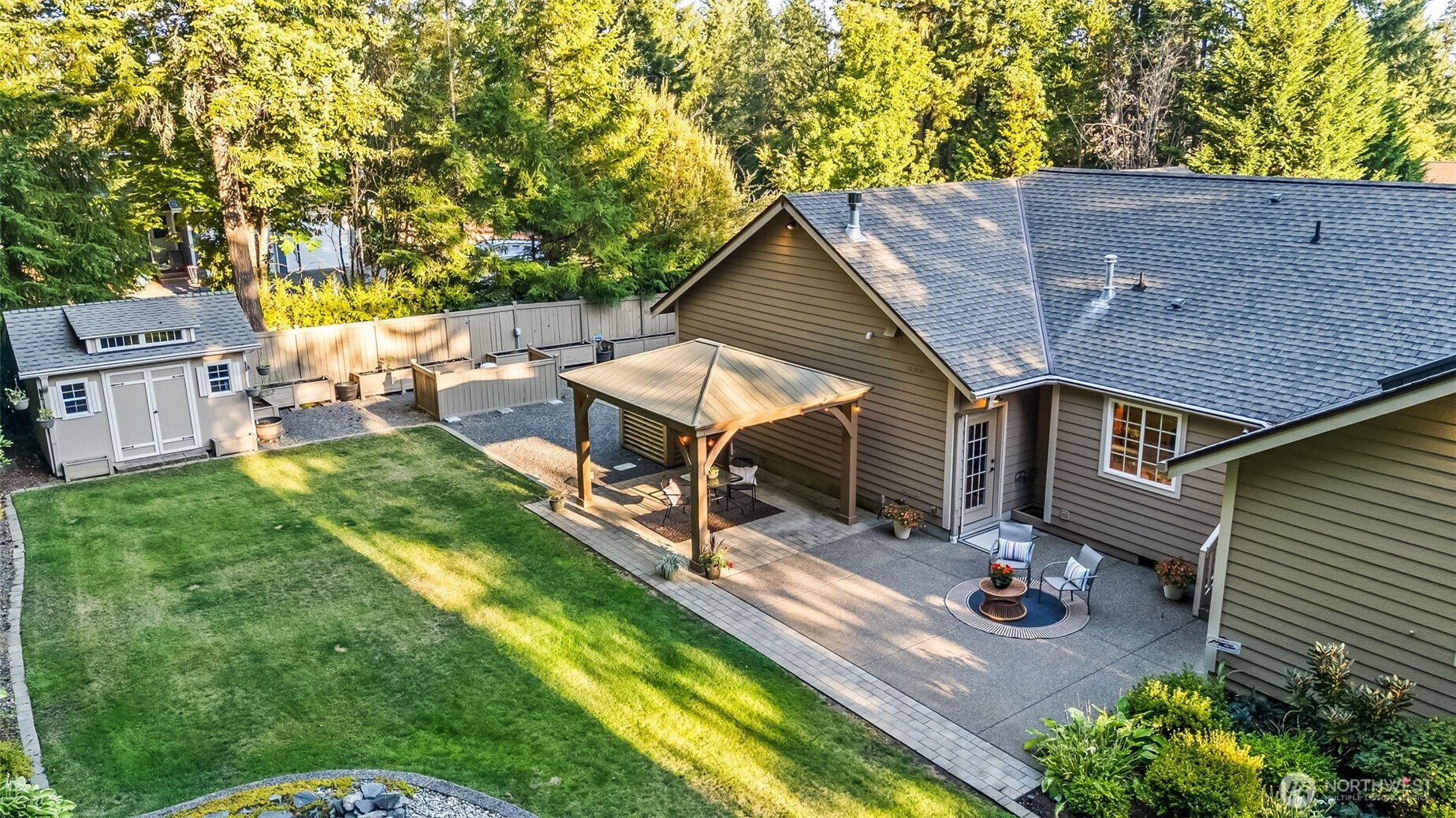 140 E Sterling Drive