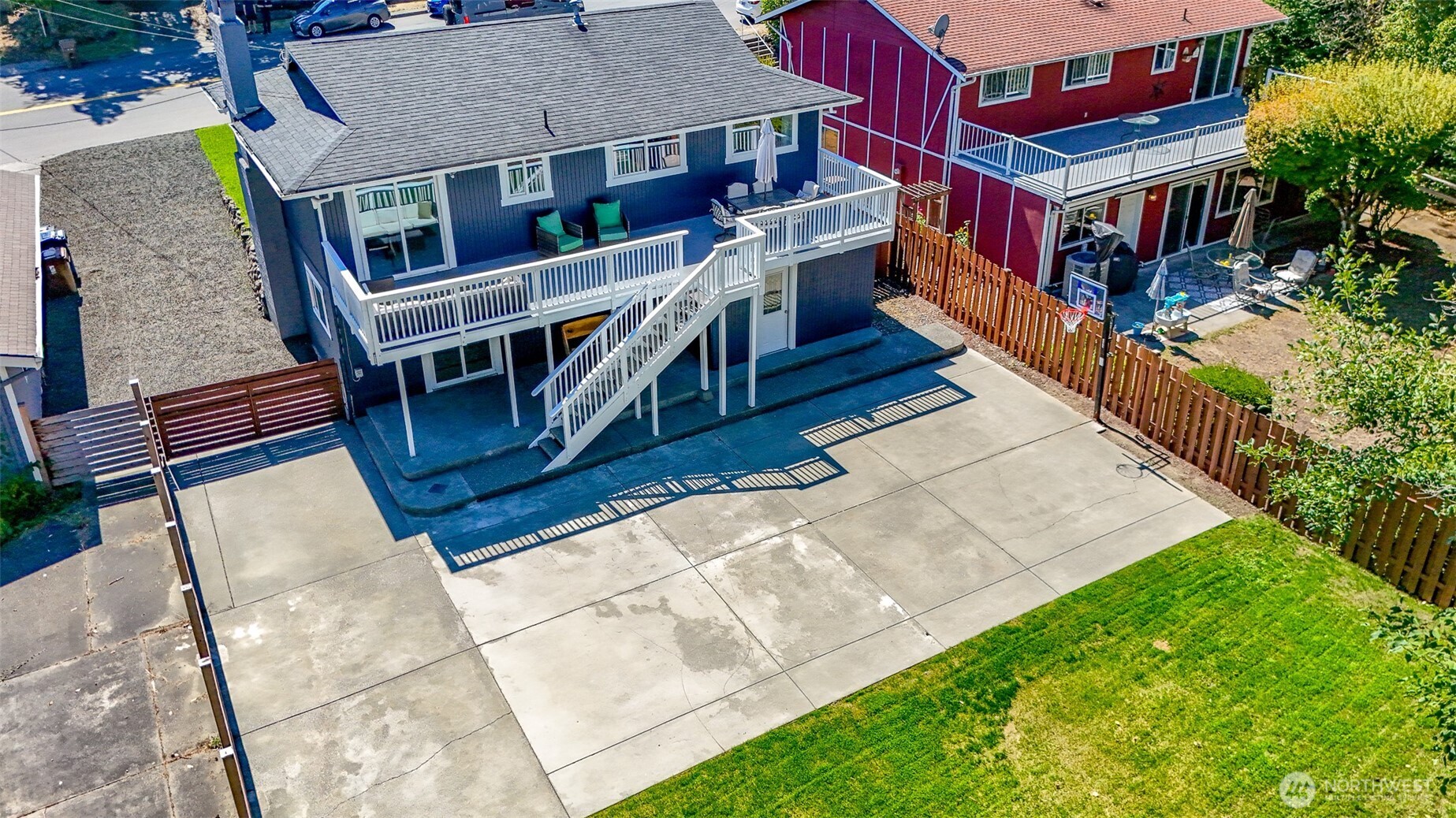 6521 N 51st Street