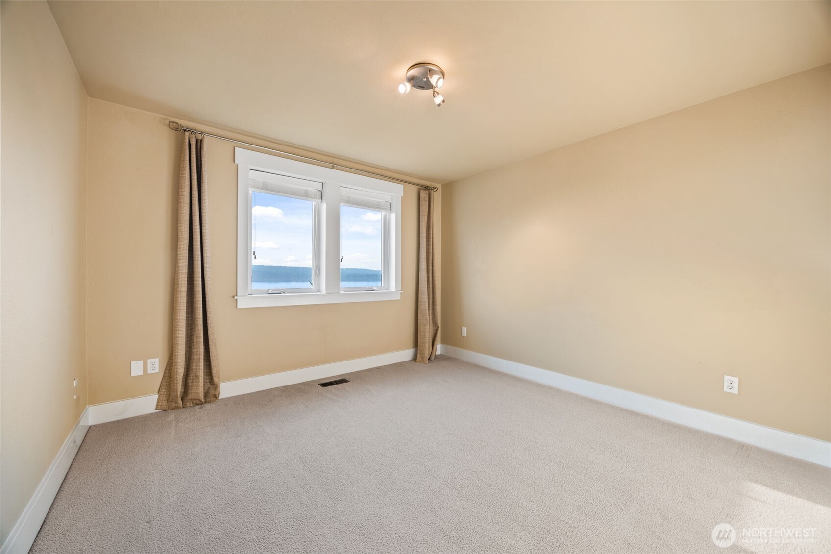 3619 Brookside Way W