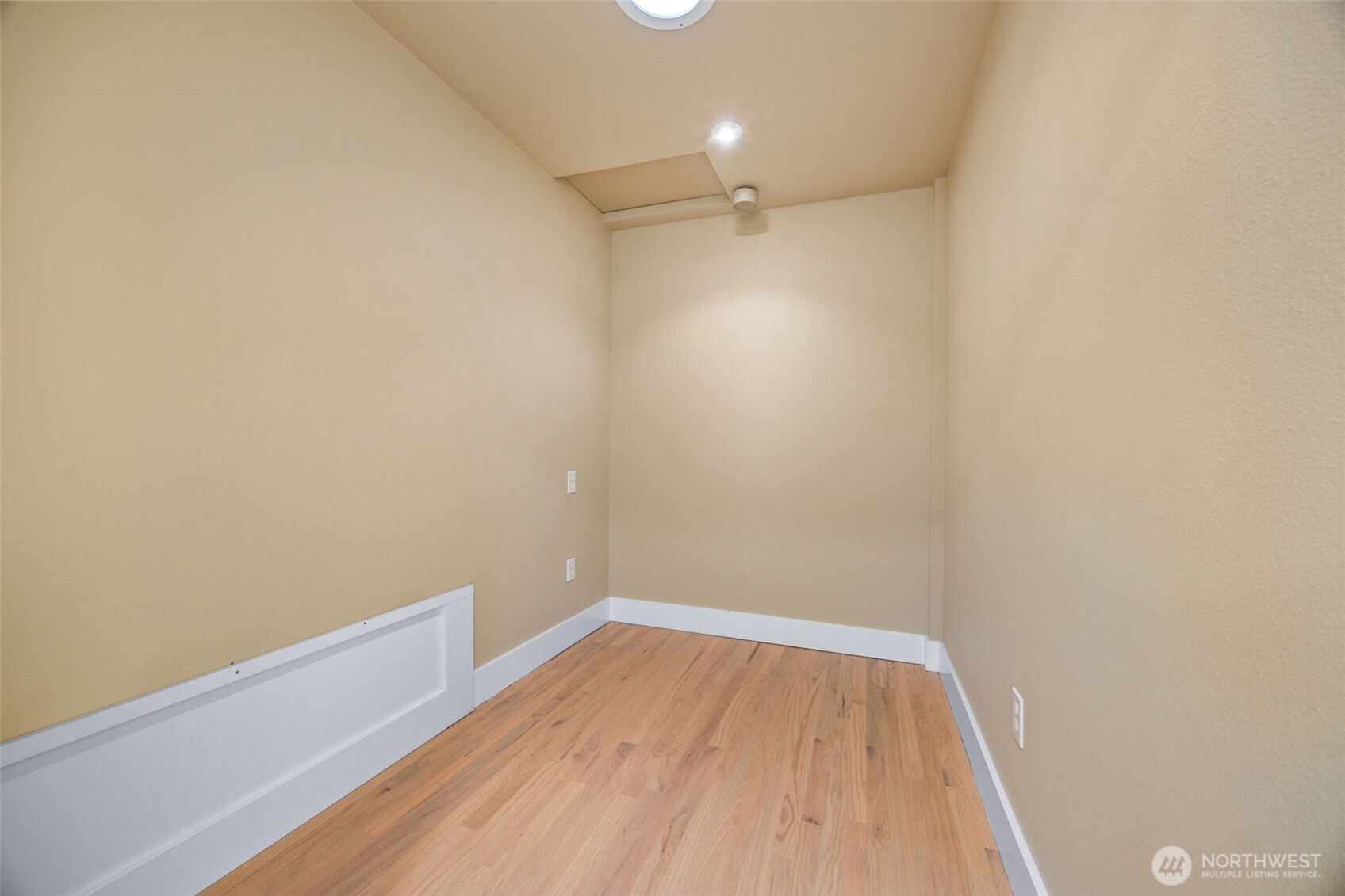 3619 Brookside Way W