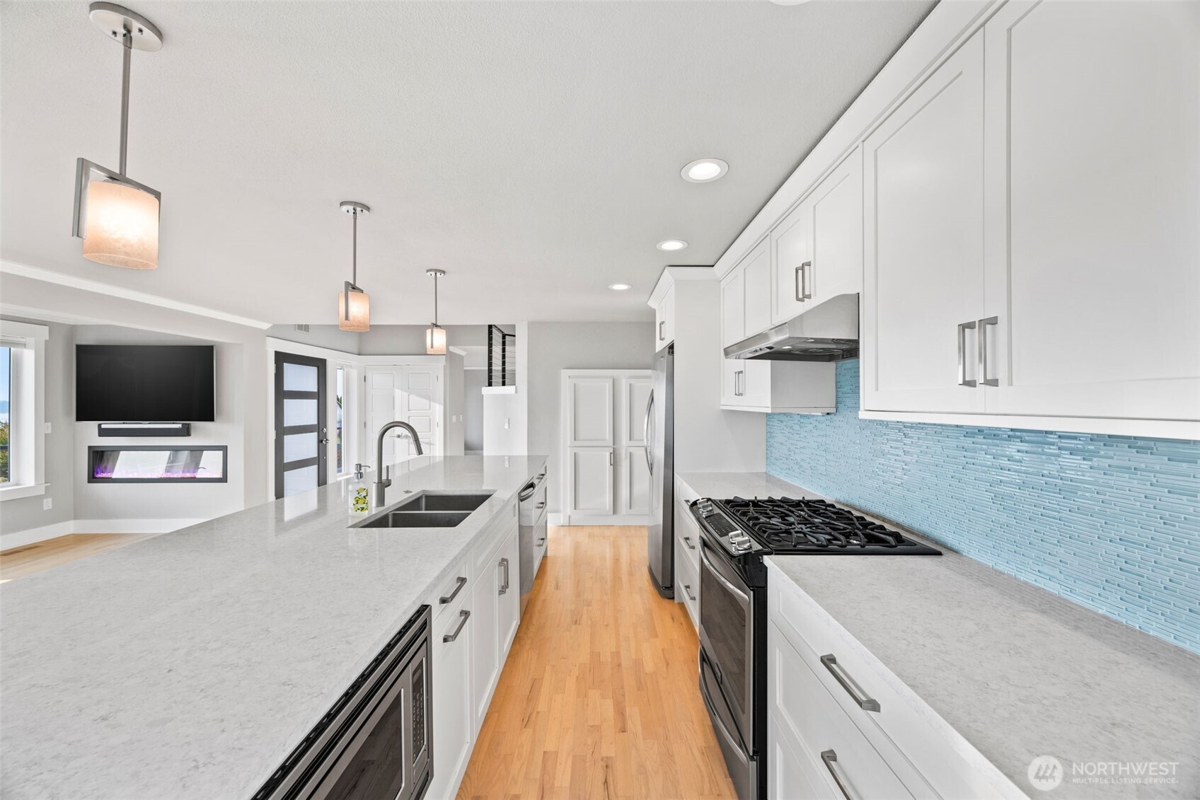 3619 Brookside Way W