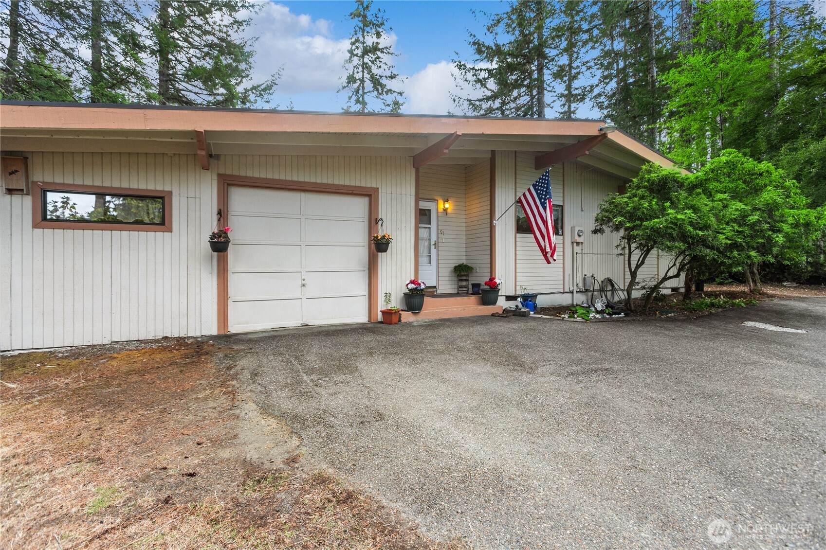 91 E Jack Pine Lane