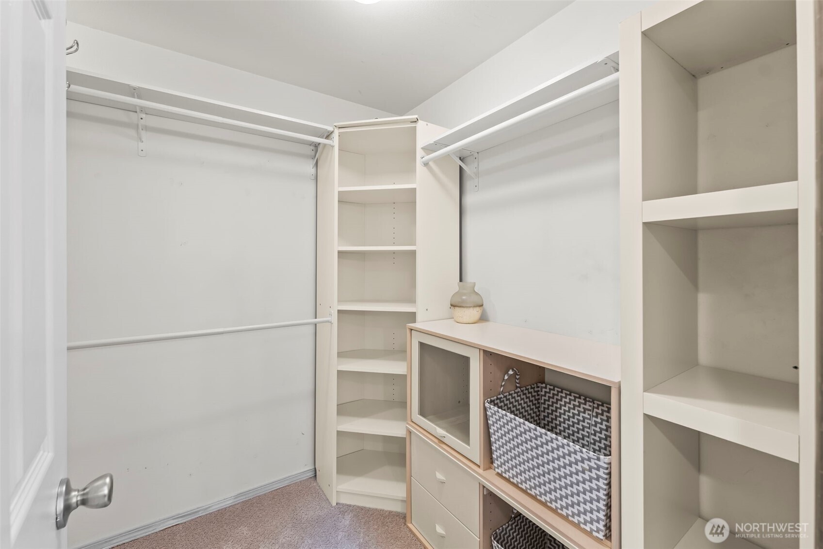 9446 Marlbrook SE