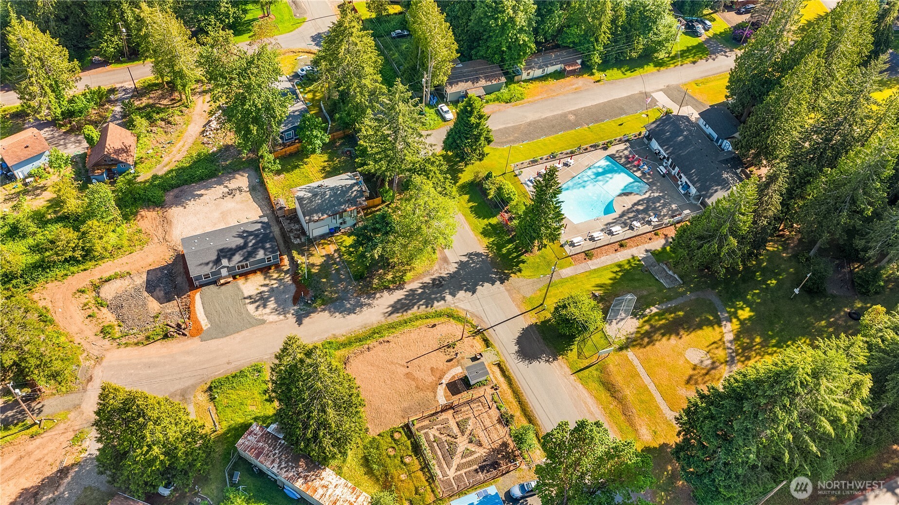 81 E Cedar Grove Lane