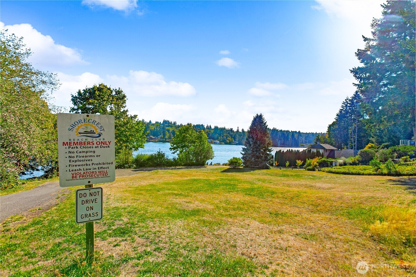 81 E Cedar Grove Lane