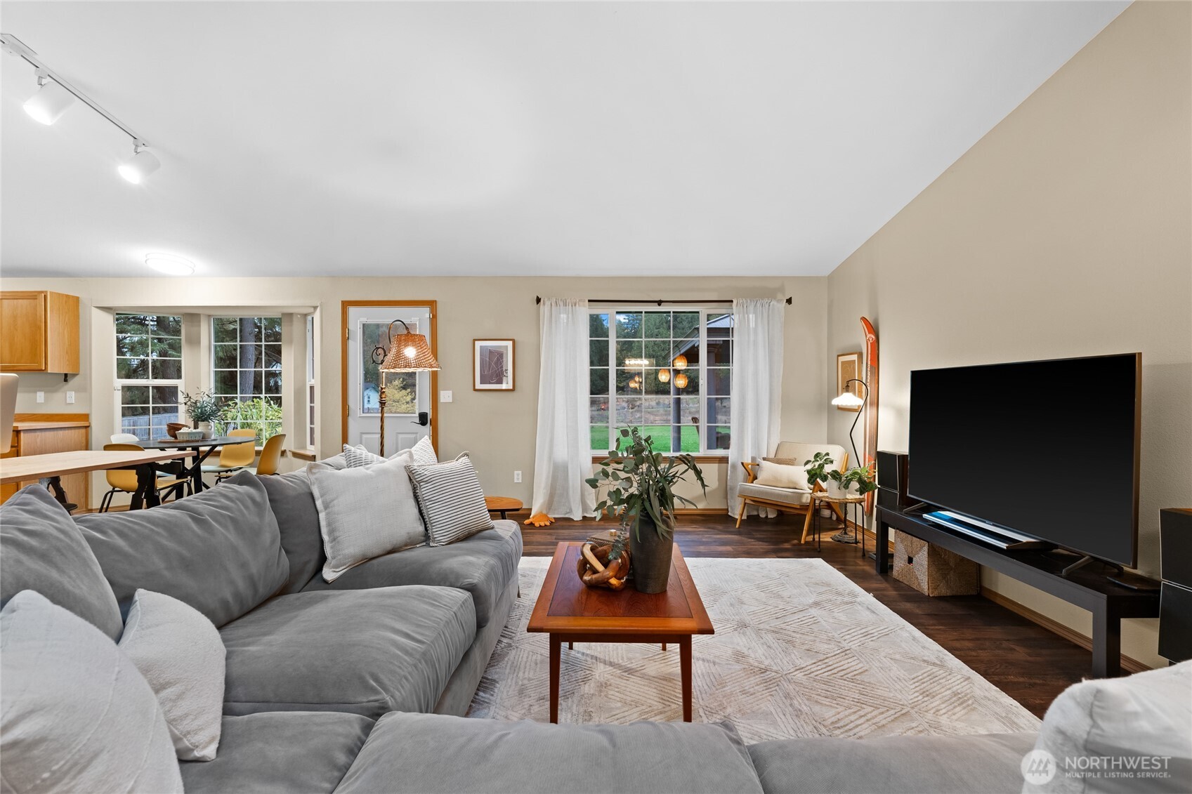 12910 118th Avenue NW