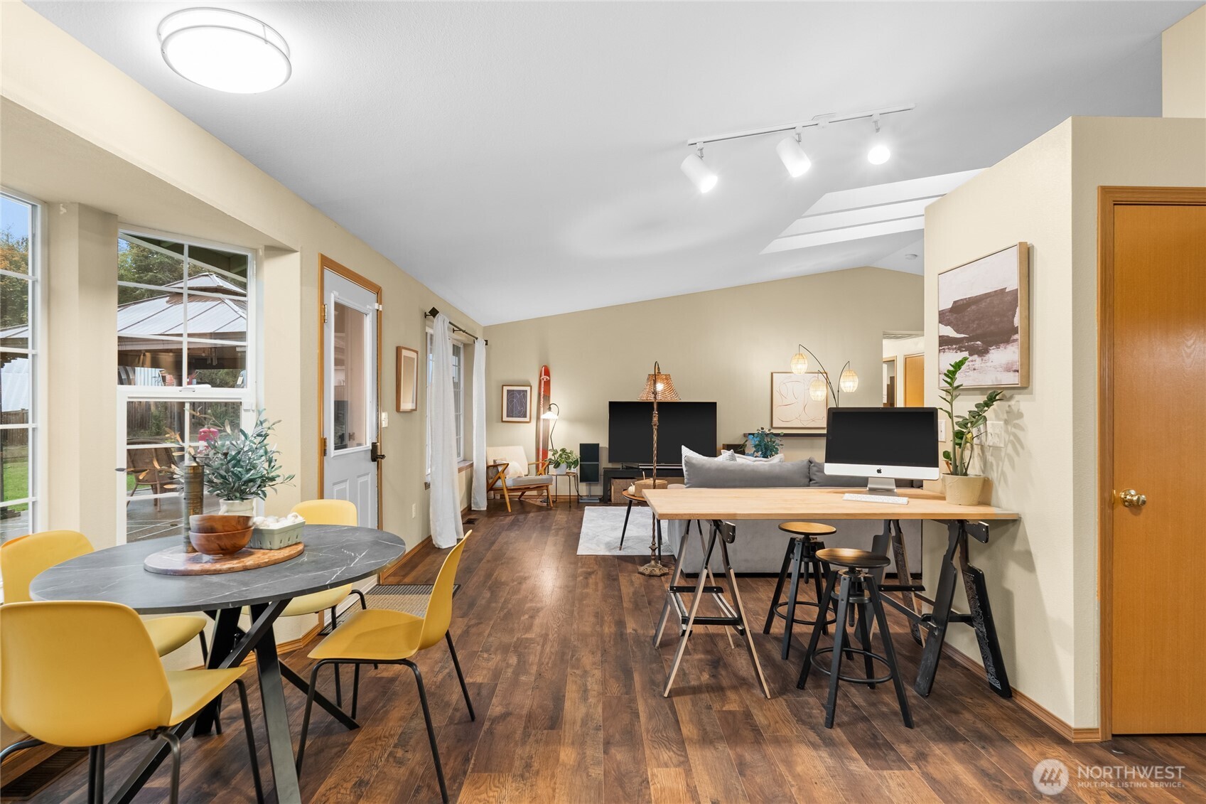 12910 118th Avenue NW