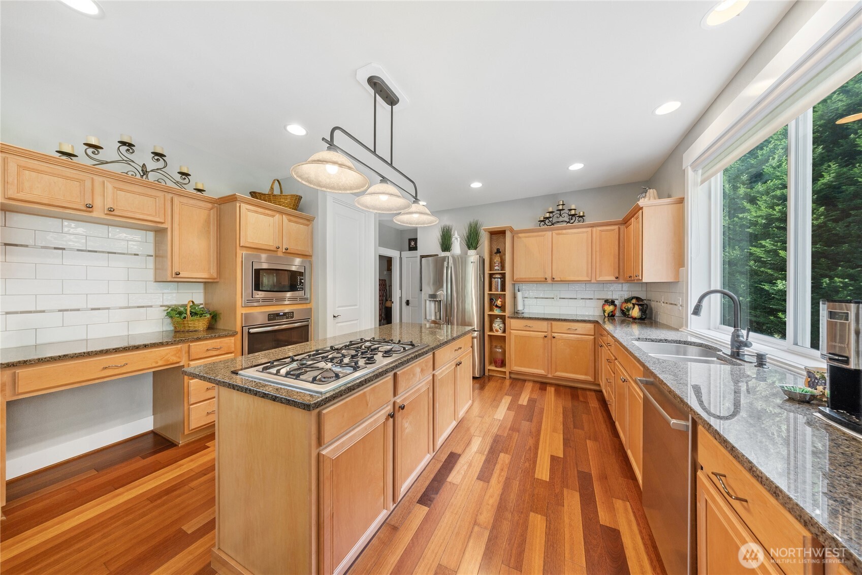 9113 158th Street Ct NW