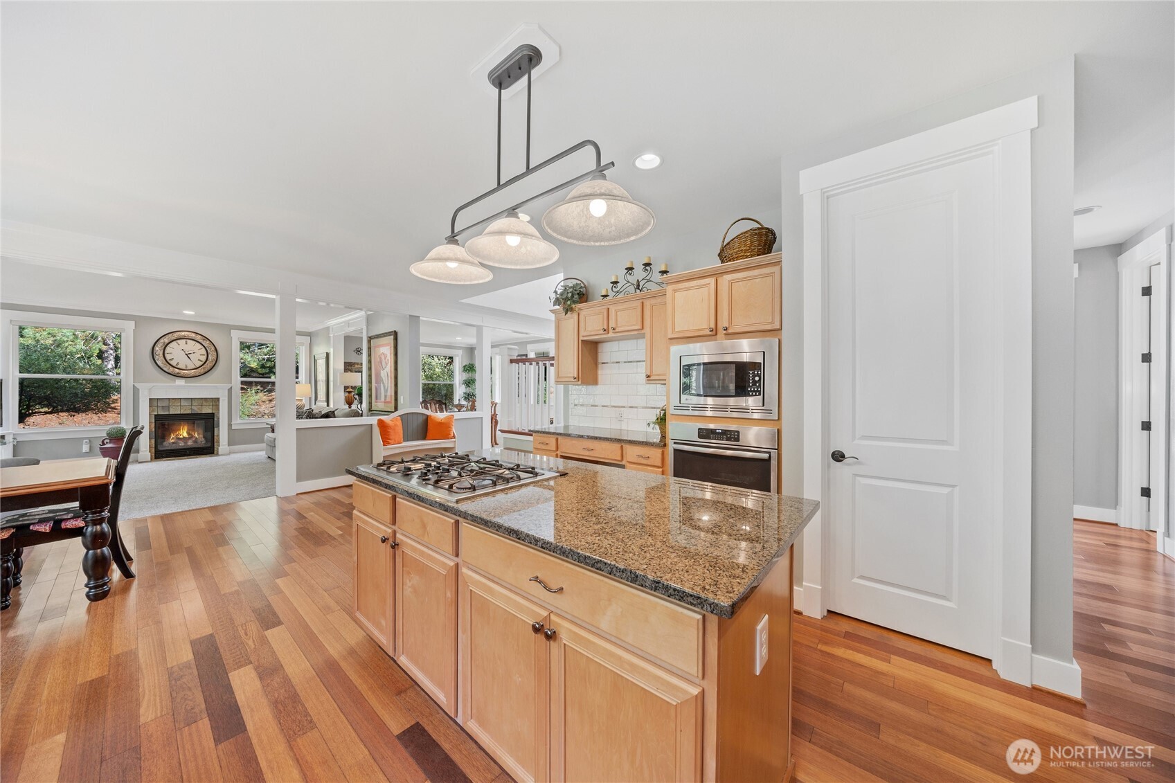 9113 158th Street Ct NW